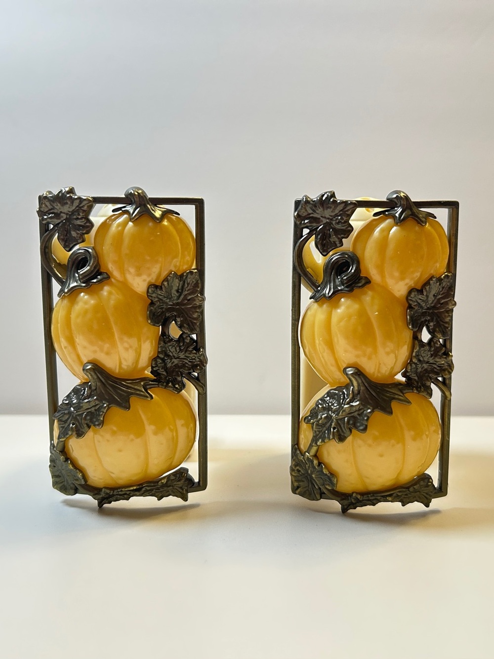 Bath & Body Works Pumpkins Nighlight Wallflower Plug-in Set of 2 Fall Decor